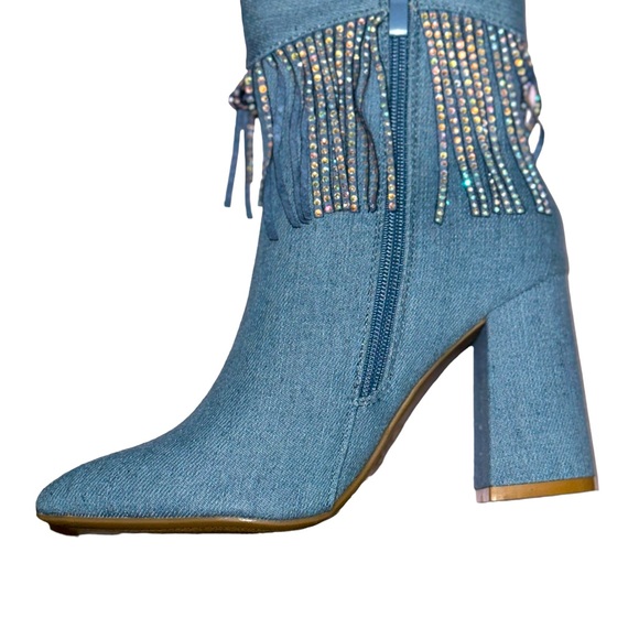*NIB* TOP GUY SHOES Alias Fringe
Denim Bootie - Size 6.5 - Picture 9 of 9
